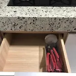 Everest Flat Service